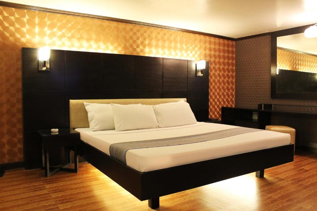 Hotel 2016 Μανίλα Δωμάτιο φωτογραφία