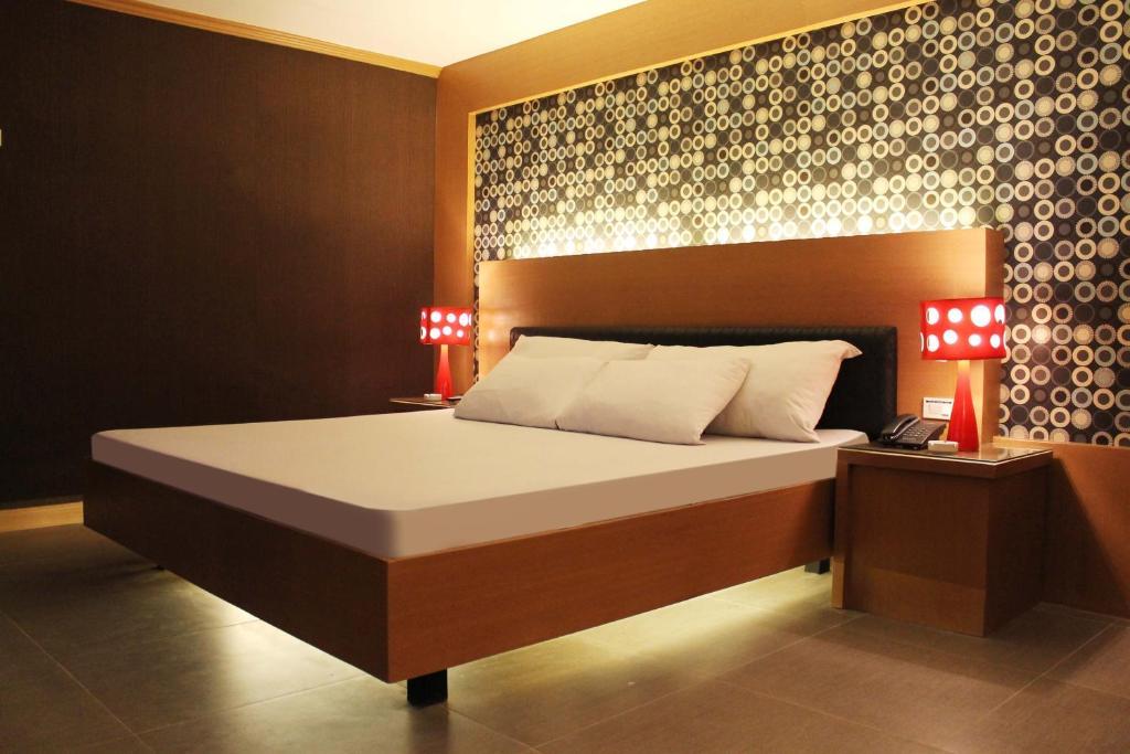 Hotel 2016 Μανίλα Δωμάτιο φωτογραφία