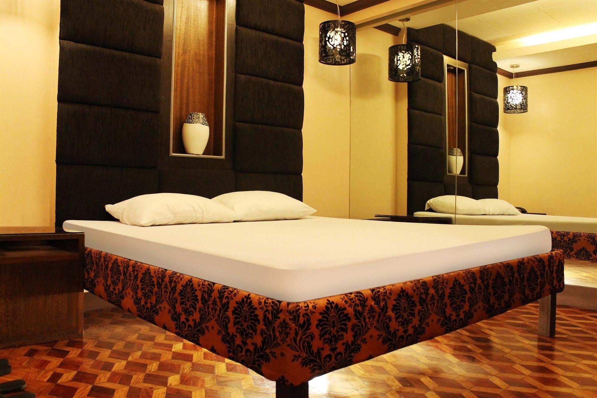 Hotel 2016 Μανίλα Εξωτερικό φωτογραφία
