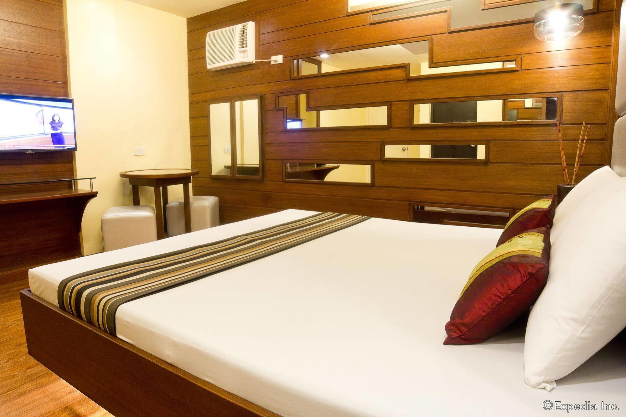 Hotel 2016 Μανίλα Εξωτερικό φωτογραφία